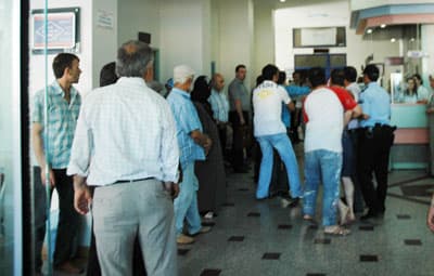 Hasta Yakınları Hastane Bastı