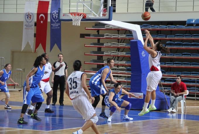 Basketbol Kadınlar Türkiye Kupası'nda ilk maçlar yapıldı