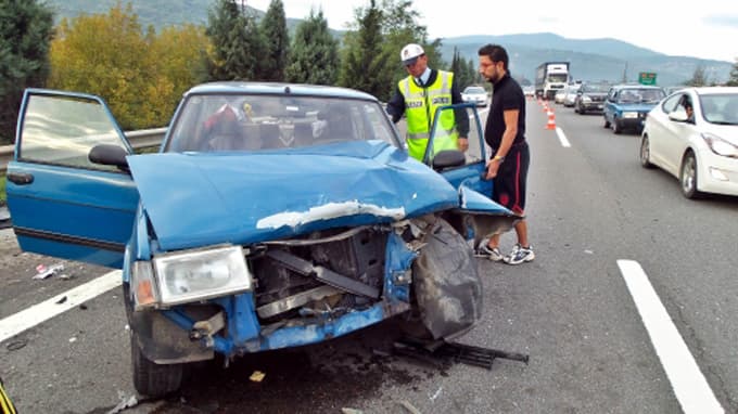 TEM'de trafik kazası: 2 yaralı