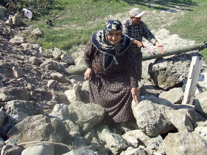 HES ve Hızlı Tren inşaatları mağdur etti