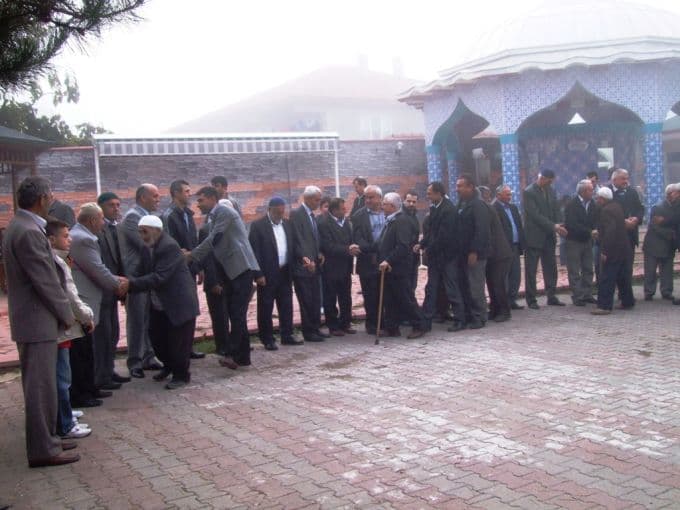 Budaklar'da asırlık bayram geleneği