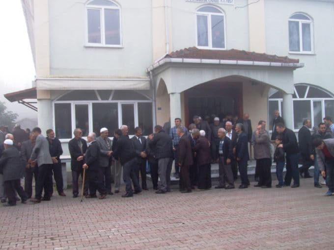 Budaklar'da asırlık bayram geleneği