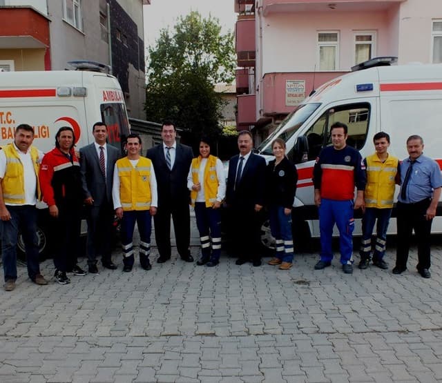 Bayramda Yoğun Tempo Çalışan Sağlıkçılara Ziyaret