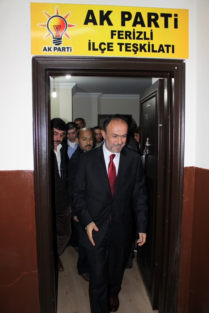 Haluk Akagündüz, AKP Ferizli Aday Adaylığı başvurusunu yaptı