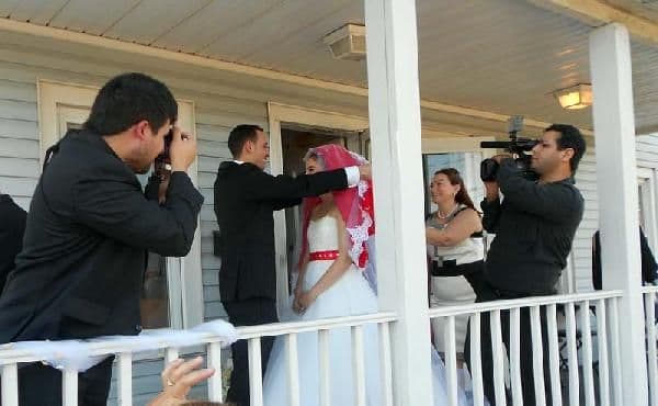 Sakaryalı Mühendis, Amerika'da Türk usulü düğünle evlendi