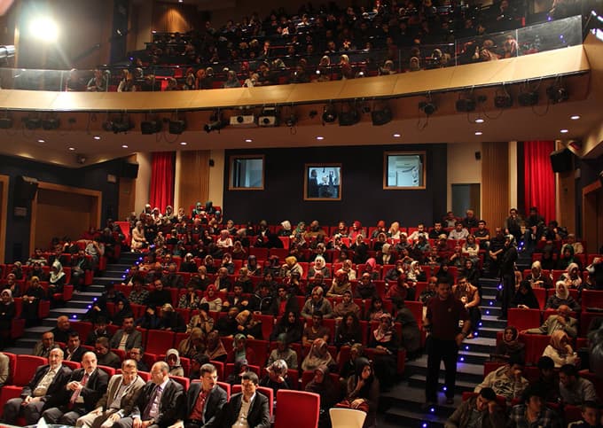 'Yeni Bir Dünya' konulu konferans AKM'de gerçekleştirildi