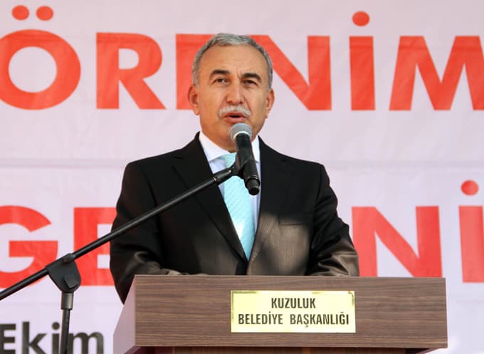 Dr. Enver Ören Ortaokulu çoşkulu törenle hizmete açıldı
