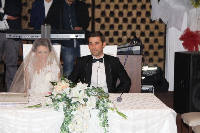 Başkan Zeynur Özel kızını evlendirdi