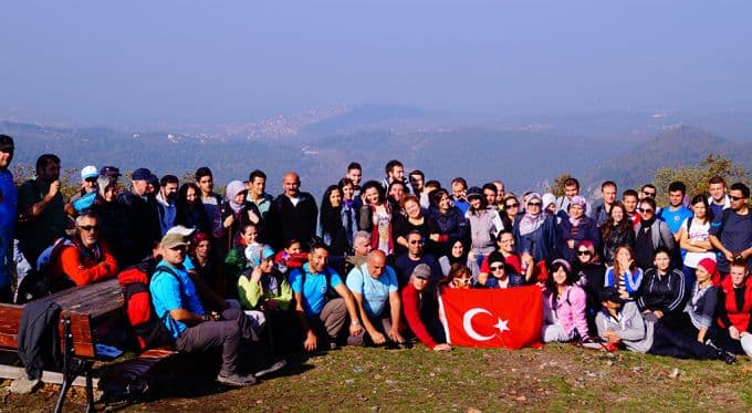 Doğaseverler Sapanca'da yeşile yürüdü