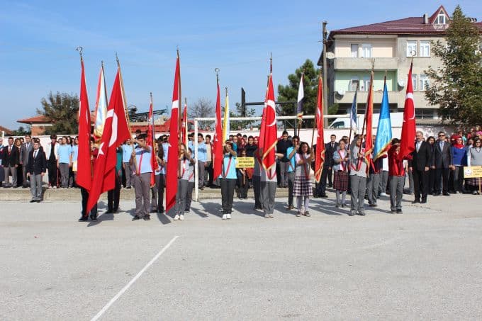 Ferizli'de coşkulu kutlama