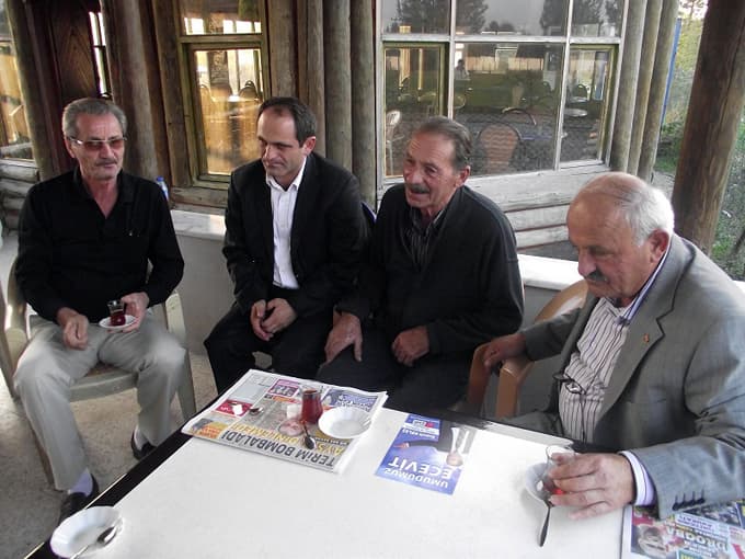 Ecevit Keleş, Arifiye köylerinde...