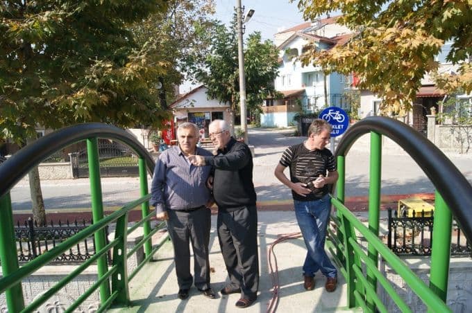 "Hendek'te sıcak asfalt olmayan bir karış yer kalmayacak"