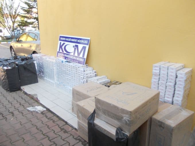 Gümrük kaçağı 20 bin paket sigara ele geçirildi