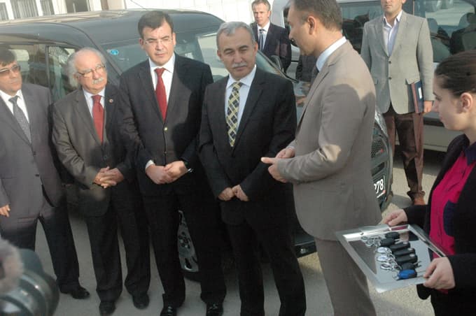 Sakarya İl Özel İdaresi 7 adet gıda denetleme aracını bedelsiz devretti