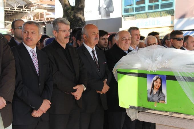 Sakaryalı üniversite öğrencisi İstanbul'da intihar etti