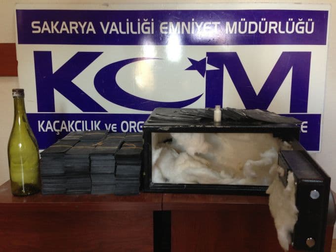 Bilim adamlarının çalışmalarını çalmak istediler