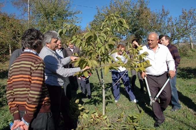 Köylülere uygulamalı eğitim verildi