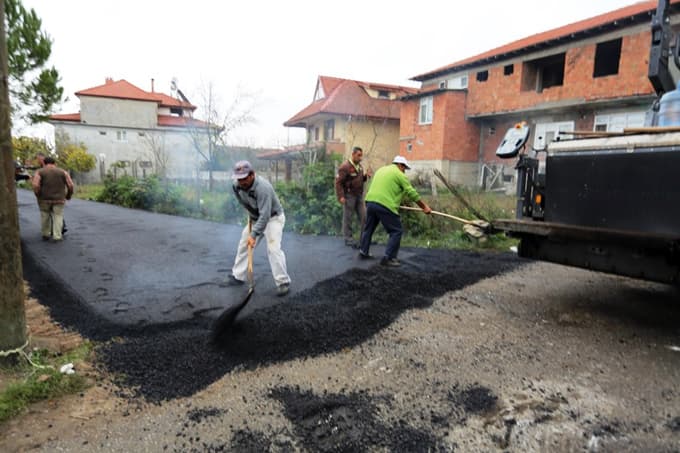 Kazımpaşa sokakları sıcak asfaltla yenileniyor