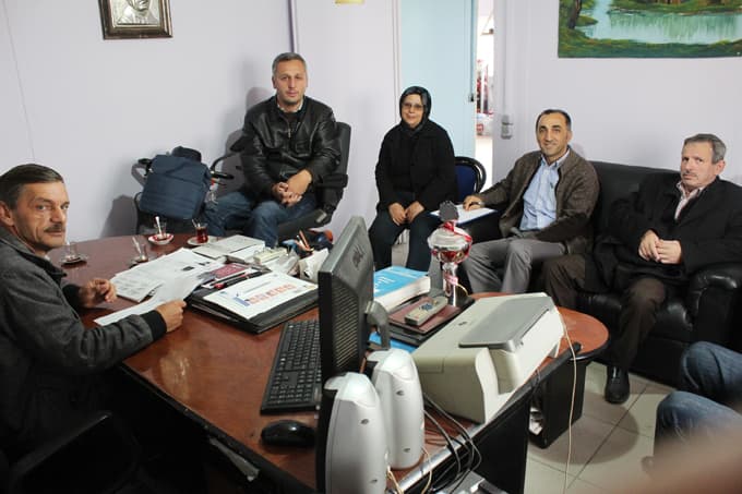 Aday adayı Atilla Albuyur, Engelliler Derneği'nde