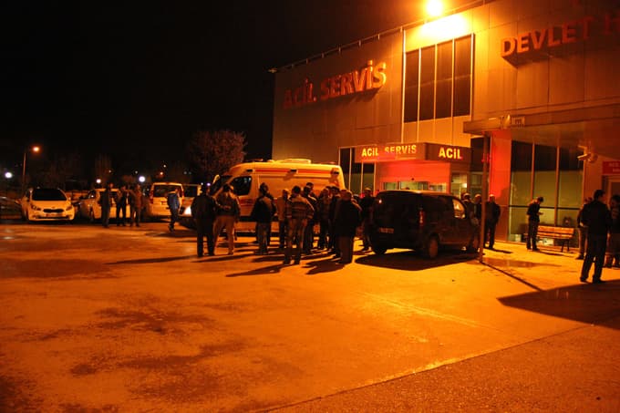 Silahlı saldırı: 2 yaralı