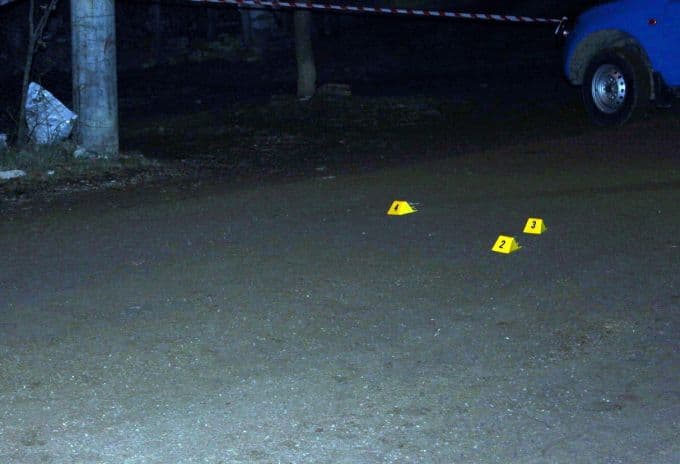 Kahvede tartıştığı adamı, köy meydanında öldürdü