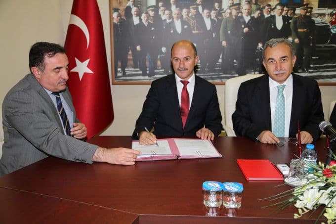 Karapürçek'e İmam Hatip Ortaokulu yapılıyor