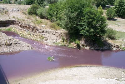 Mudurnu Deresi Kırmızı Akıyor