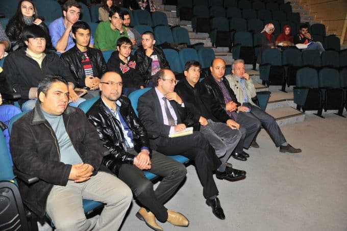 SAÜ'de medeniyet söyleşisi düzenlendi