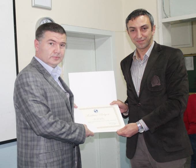 Matur, SAÜ'lü öğrencilere yerel basını anlattı