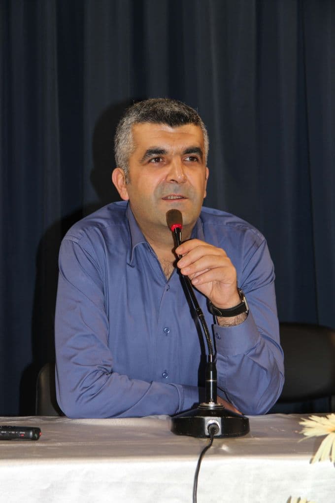 Kurtlar Vadisi'nin senaristi Hendek'teydi