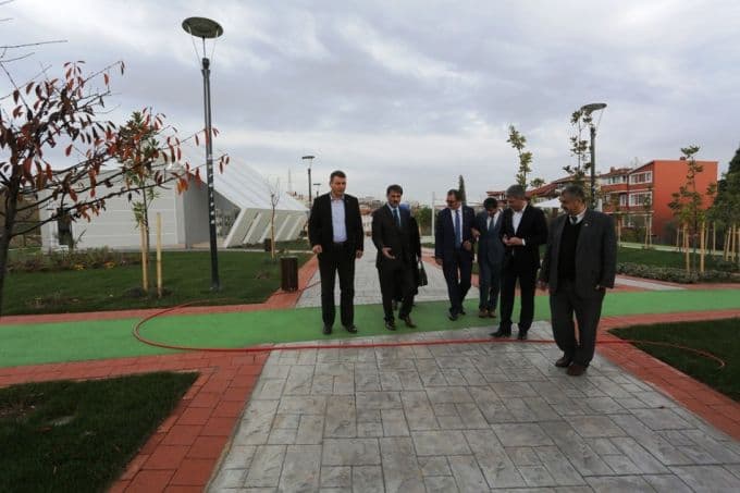 Başkan Alemdar, park çalışmalarını yerinde inceledi