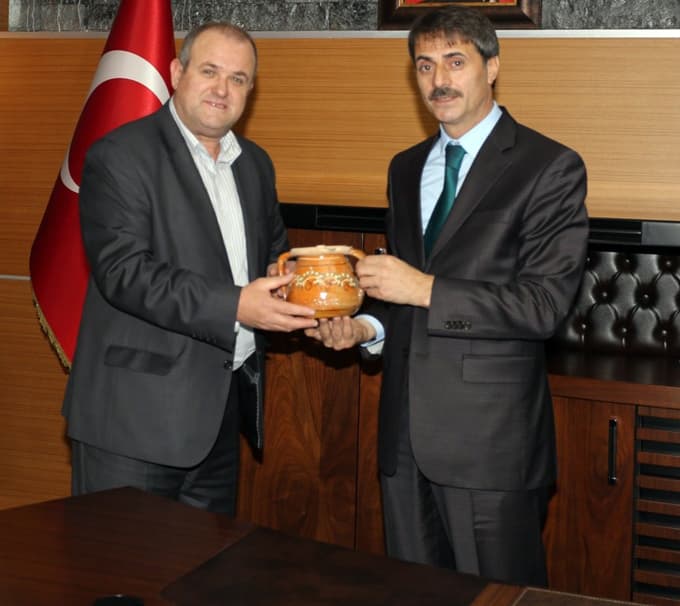 Duhaa Derneği Heyeti'nden Başkan Alemdar'a sürpriz