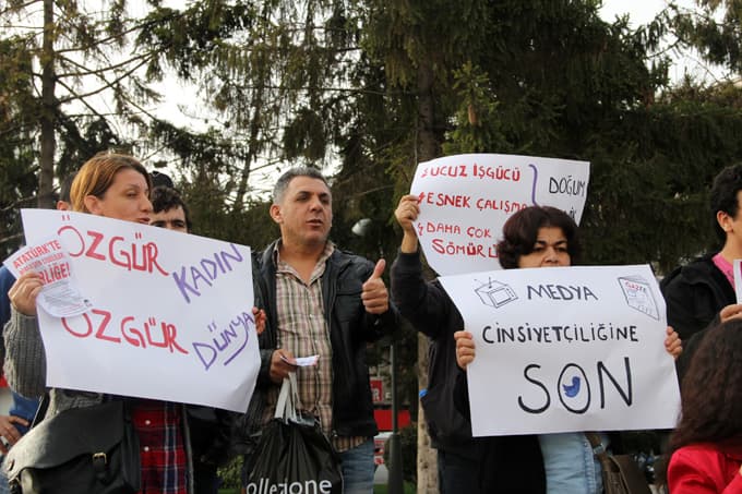 Sakaryalı kadınlar "Şiddete hayır" dedi