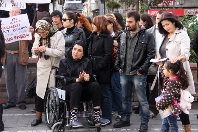 Sakaryalı kadınlar "Şiddete hayır" dedi