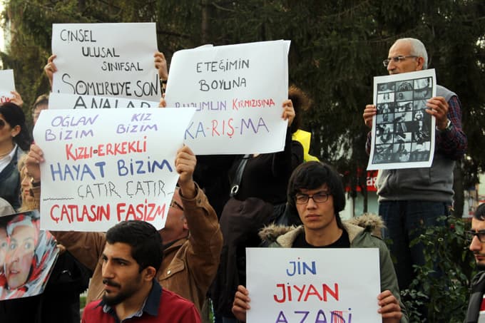 Sakaryalı kadınlar "Şiddete hayır" dedi