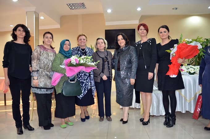 PEKAY'dan dayanışma çayı