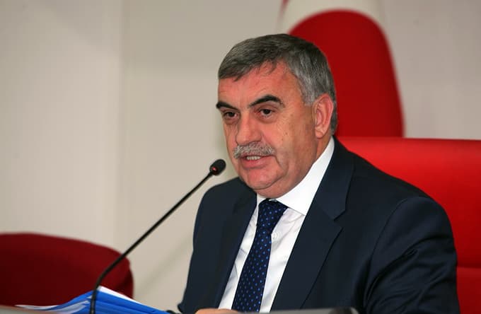 Sakarya Büyükşehir Belediyesi'nin bütçesi belirlendi