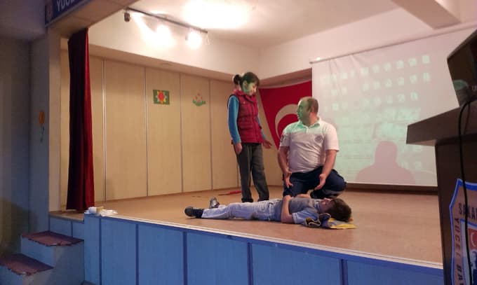 Öğrenciler, İlk Yardım konusunda eğitilecek