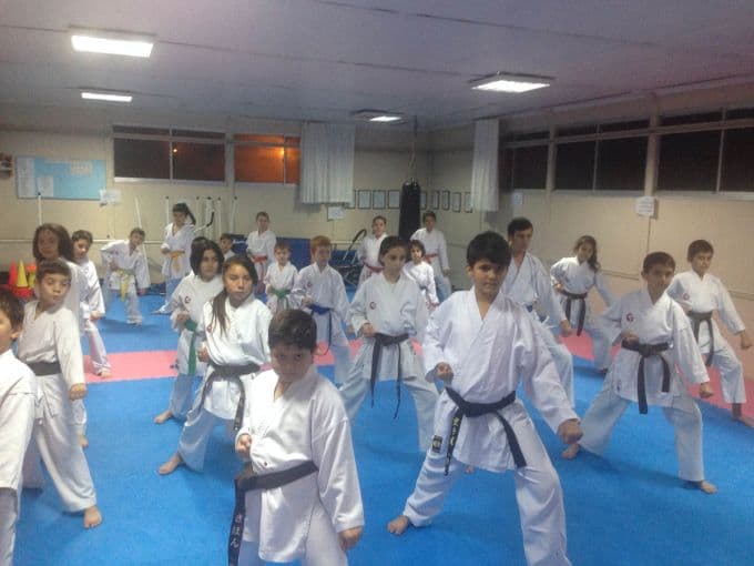 Geyve'de spor kursları açıldı