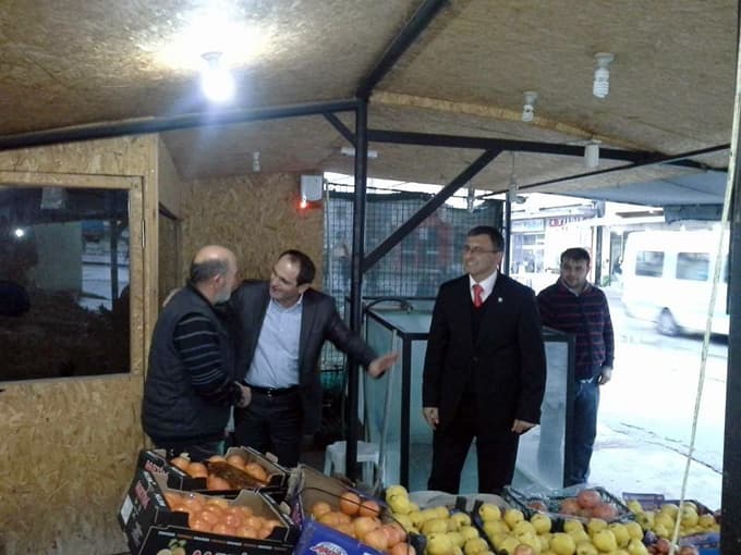 Ecevit Keleş, Adapazarı esnafını gezdi