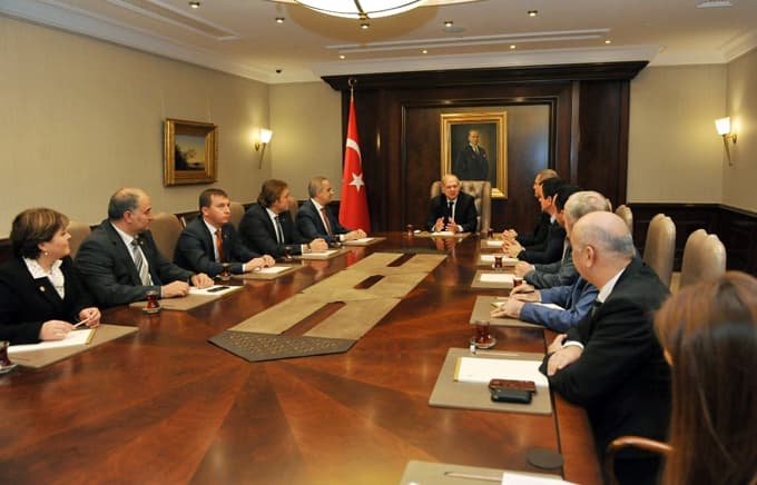 Mustafa İsen: "Yarın Sakarya'nındır, bundan eminiz"