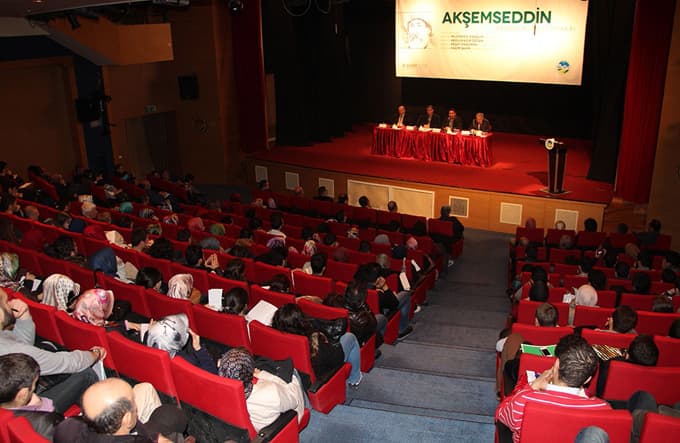 Akşemseddin paneline büyük ilgi