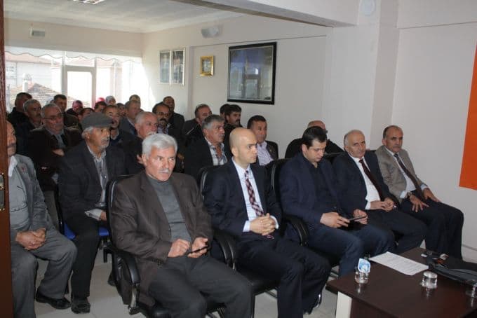 Başkan Özel, "Hangi köyde 4 yıllık üniversite var?"