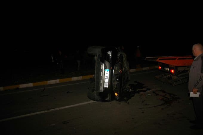 Önce başka araca çarptı, sonra takla attı