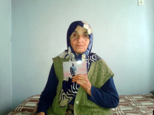 70 yaşındaki anne: "Oğlum haksız yere hapiste yatıyor"