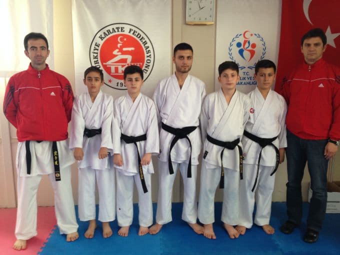 Sakaryalı karatecilerden 6 madalya birden