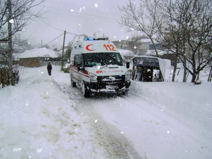 Diyaliz hastasının imdadına ambulans yetişti