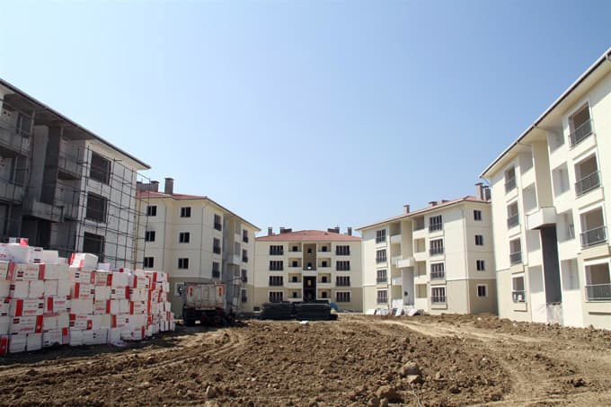 Akyazı TOKİ'de mutlu sona yaklaşıldı
