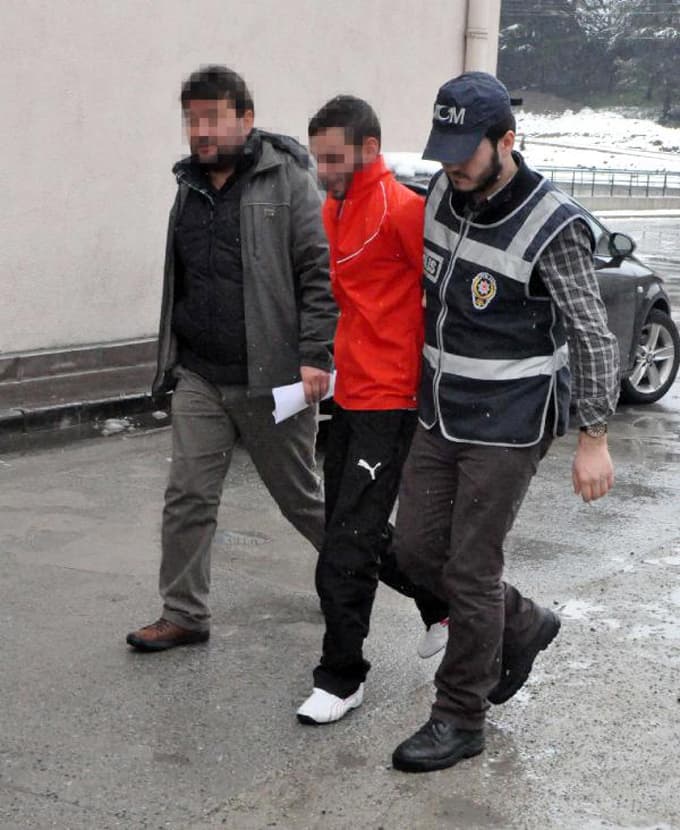 Evinde uyuşturucu bulundu, "Emniyet koydu" dedi