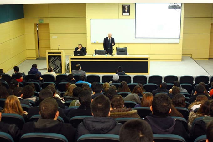 SAÜ'de sanayi semineri düzenlendi